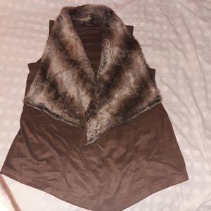 Calesas Faux Fur‎ and Microfiber Brown Vest Medium